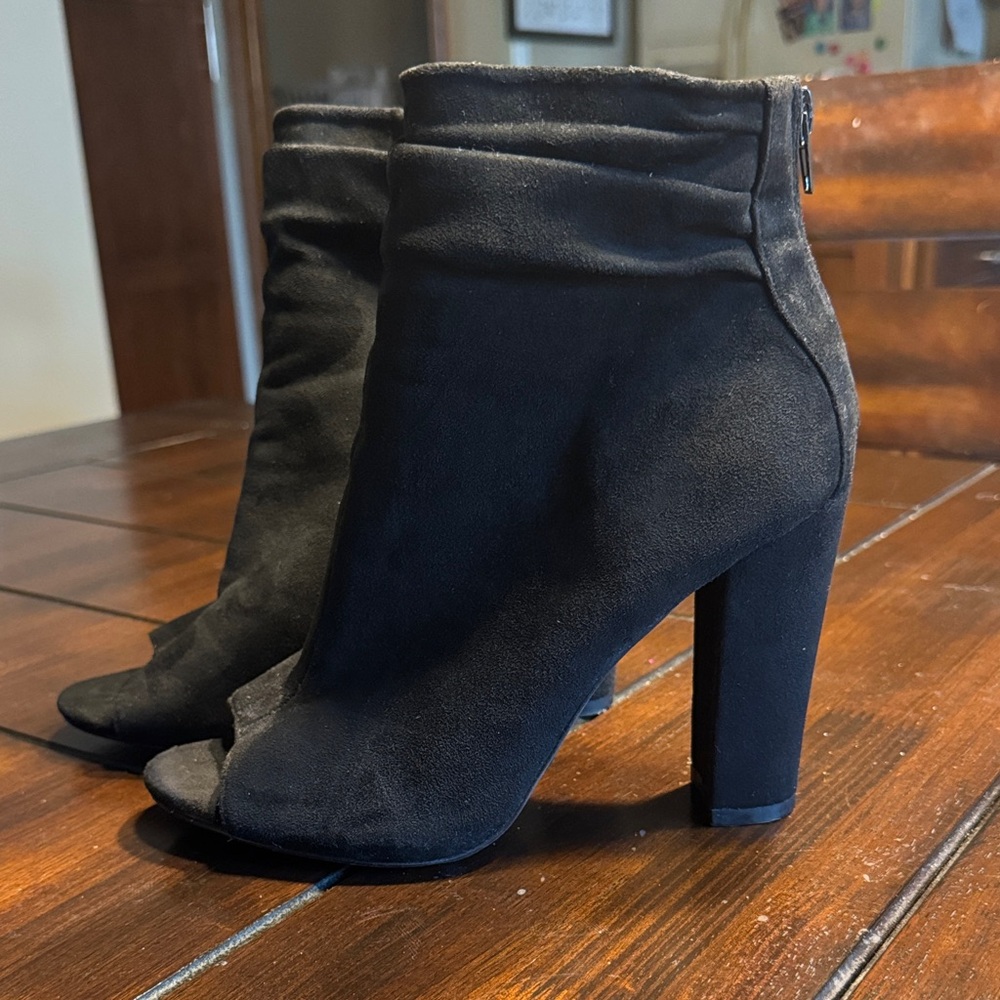 Elegant Black Women's Ankle Boots
